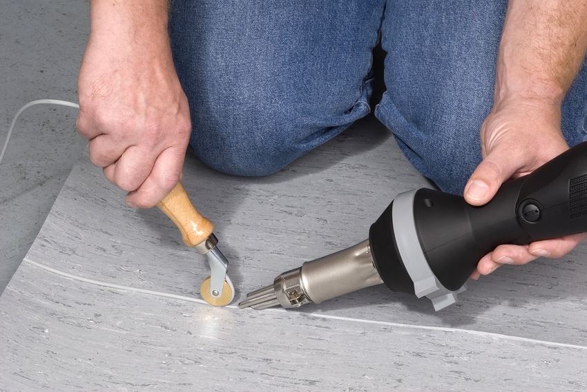 For lange skjøter er det bedre å bruke varm sveising. For lange skjøter er det bedre å bruke varm sveising.