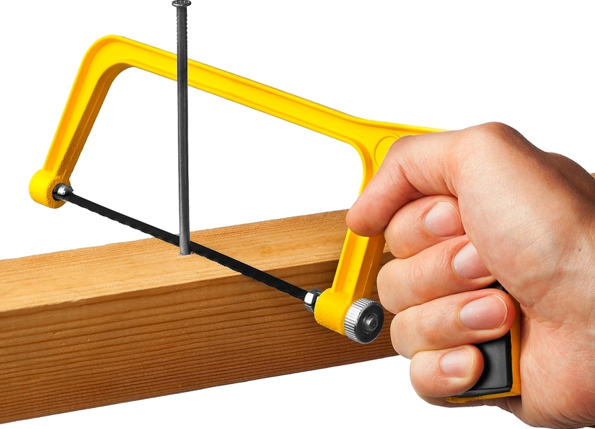 Ang mga lagari ng kamay ay maaaring kapwa para sa metal at kahoy Ang mga lagari ng kamay ay maaaring kapwa para sa metal at kahoy