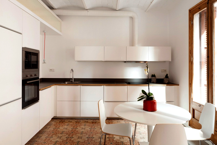 În majoritatea cazurilor, este imposibil să faci fără o glugă. În majoritatea cazurilor, este imposibil să faci fără o glugă.