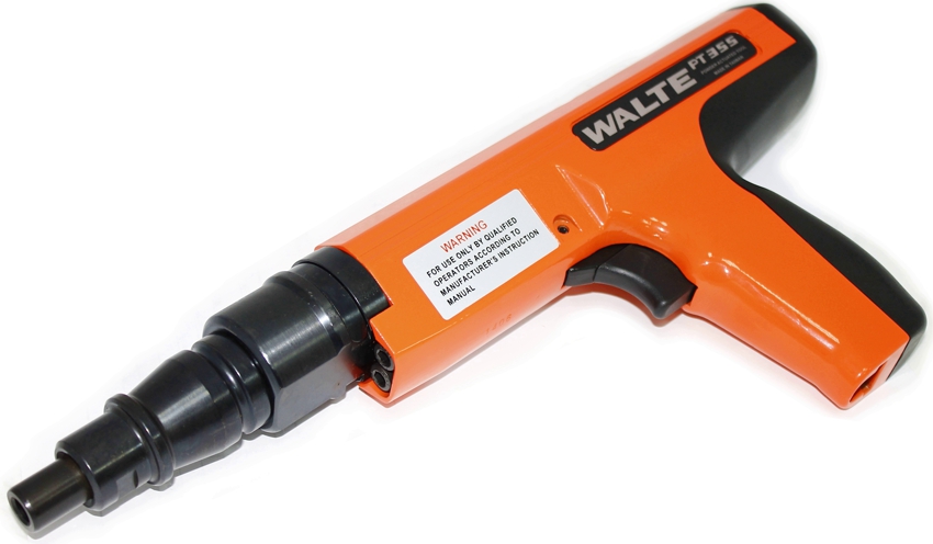 Pulvernagelpistolen haben eine hohe Schlagkraft Pulvernagelpistolen haben eine hohe Schlagkraft