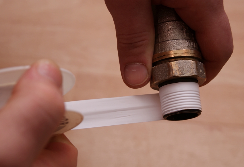 Намотката на лентата трябва да се състои от една обща секция, без прекъсвания Намотката на лентата трябва да се състои от една обща секция, без прекъсвания