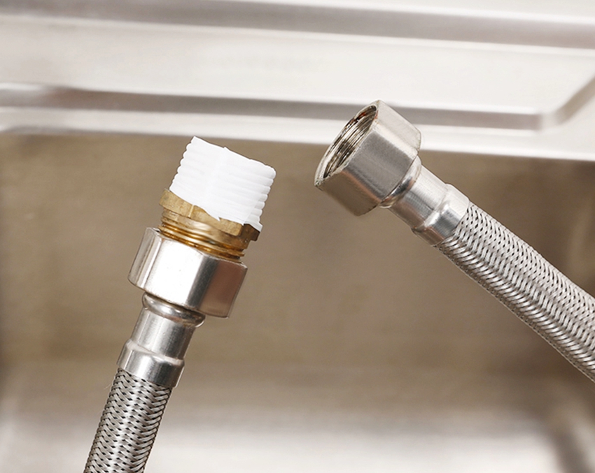 Неправилното навиване може да доведе до плъзгане на лентата от конеца и да не изпълнява функцията си. Неправилното навиване може да доведе до плъзгане на лентата от конеца и да не изпълнява функцията си.