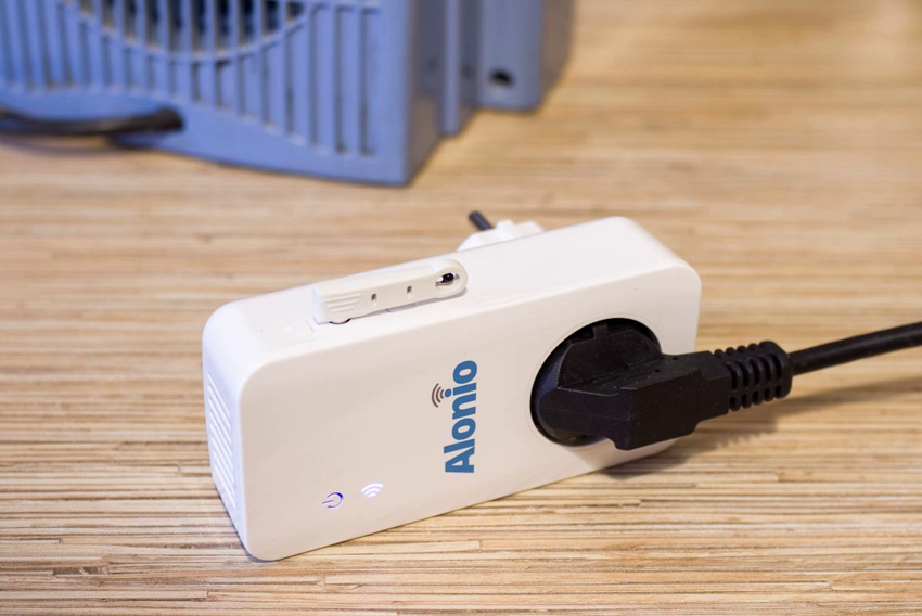 ניתן לשלוט בטיימר ה- GPS החכם באמצעות טלפון נייד ניתן לשלוט בטיימר ה- GPS החכם באמצעות טלפון נייד