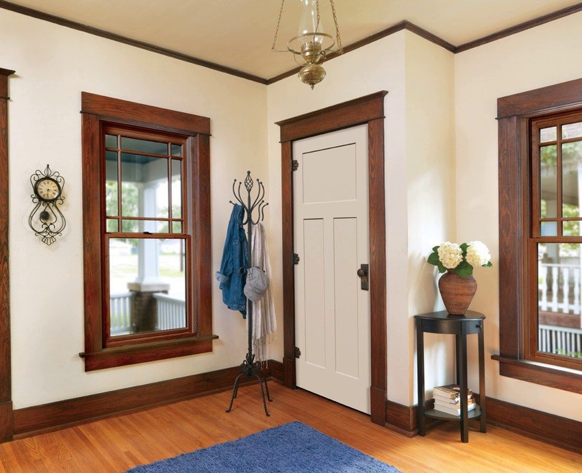 Verwendung im Innenraum einer kontrastierenden Kombination von Türen und Verkleidungen Verwendung im Innenraum einer kontrastierenden Kombination von Türen und Verkleidungen