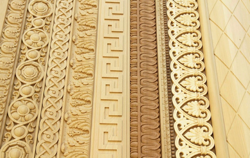 Vielzahl von geschnitzten dekorativen Platbands Vielzahl von geschnitzten dekorativen Platbands